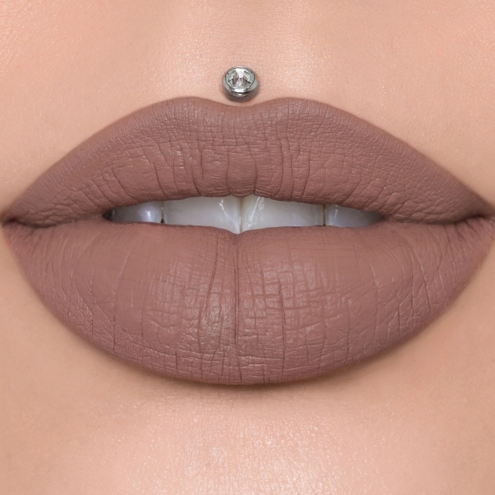 NEW Jeffree Star Cosmetics Velour Liquid Lipstick in Hidden Hills Chestnut Nude